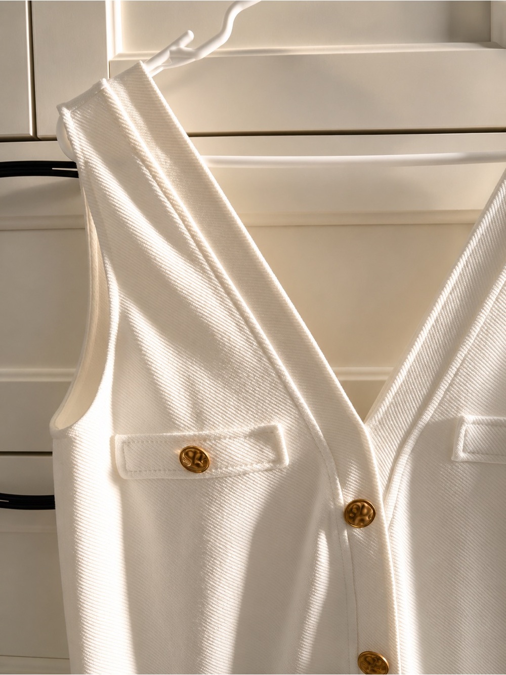 Zara White Textured Knit Dress Gold Button Detail ⭐ - Picture 2 of 4